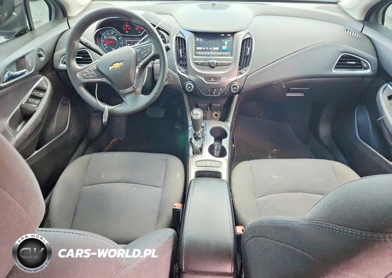 2018 Chevrolet Cruze Lt VIN:1G1BE5SM3J7201710 - 8