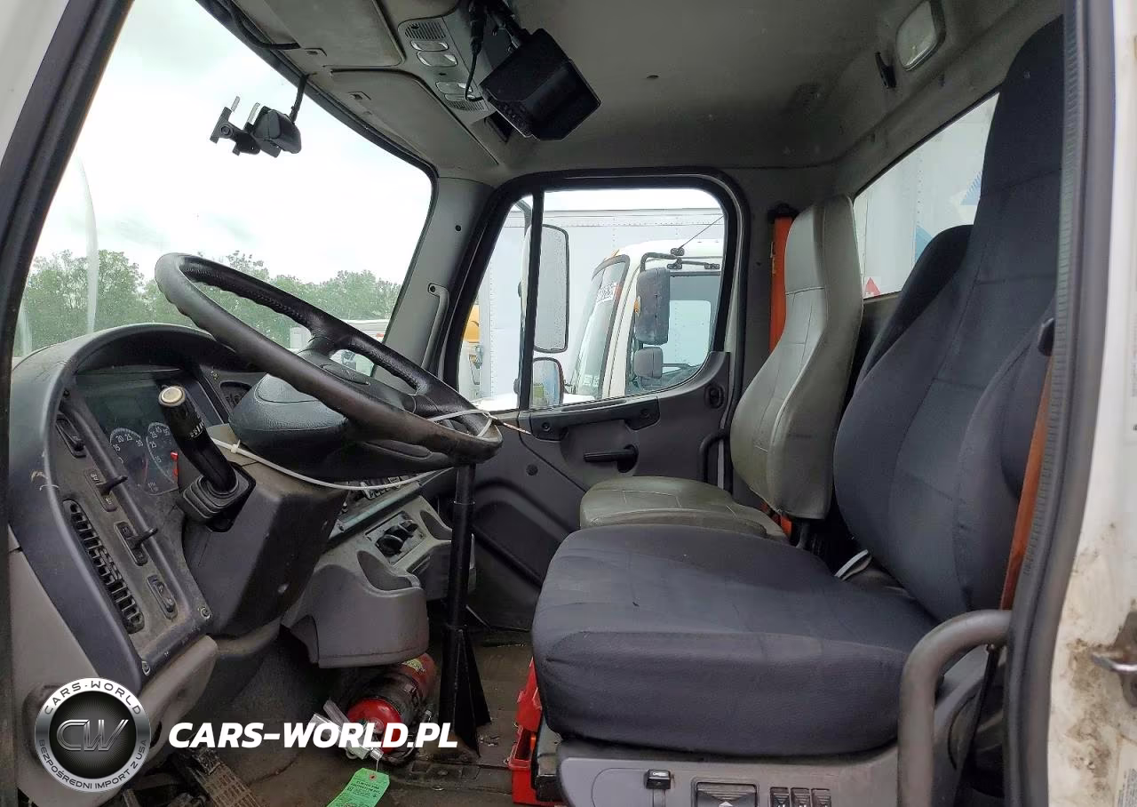 2016 Freightliner M2 106 Medium Duty VIN:1FVHCYCYXGHHB4484 - 7