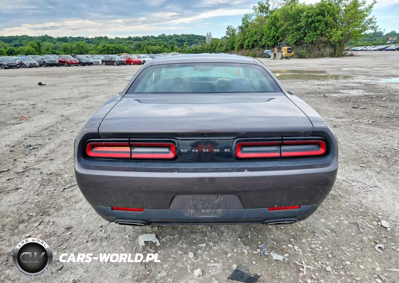 2016 Dodge Challenger Sxt VIN:2C3CDZAG0GH231993 - 6
