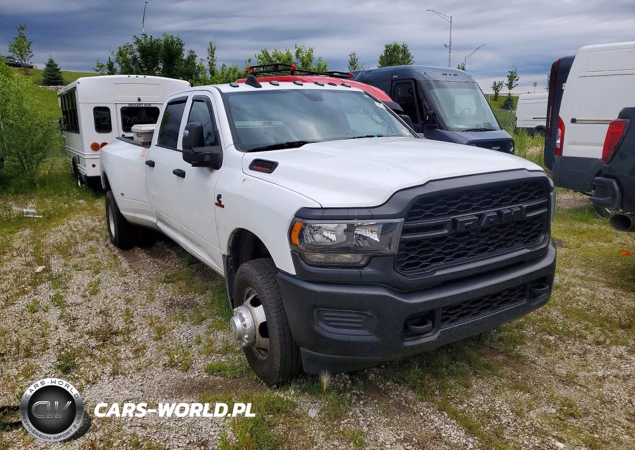 2023 Ram 3500 Tradesman VIN:3C63RRGL1PG652002 - 9