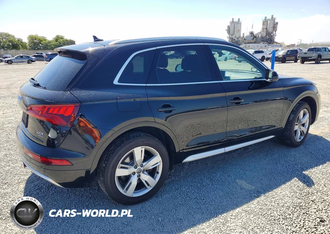 2018 Audi Q5 Premium Plus VIN:WA1BNAFY7J2094763 - 3
