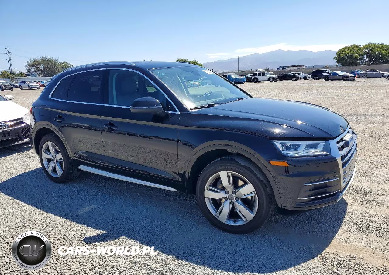 2018 Audi Q5 Premium Plus VIN:WA1BNAFY7J2094763 - 4