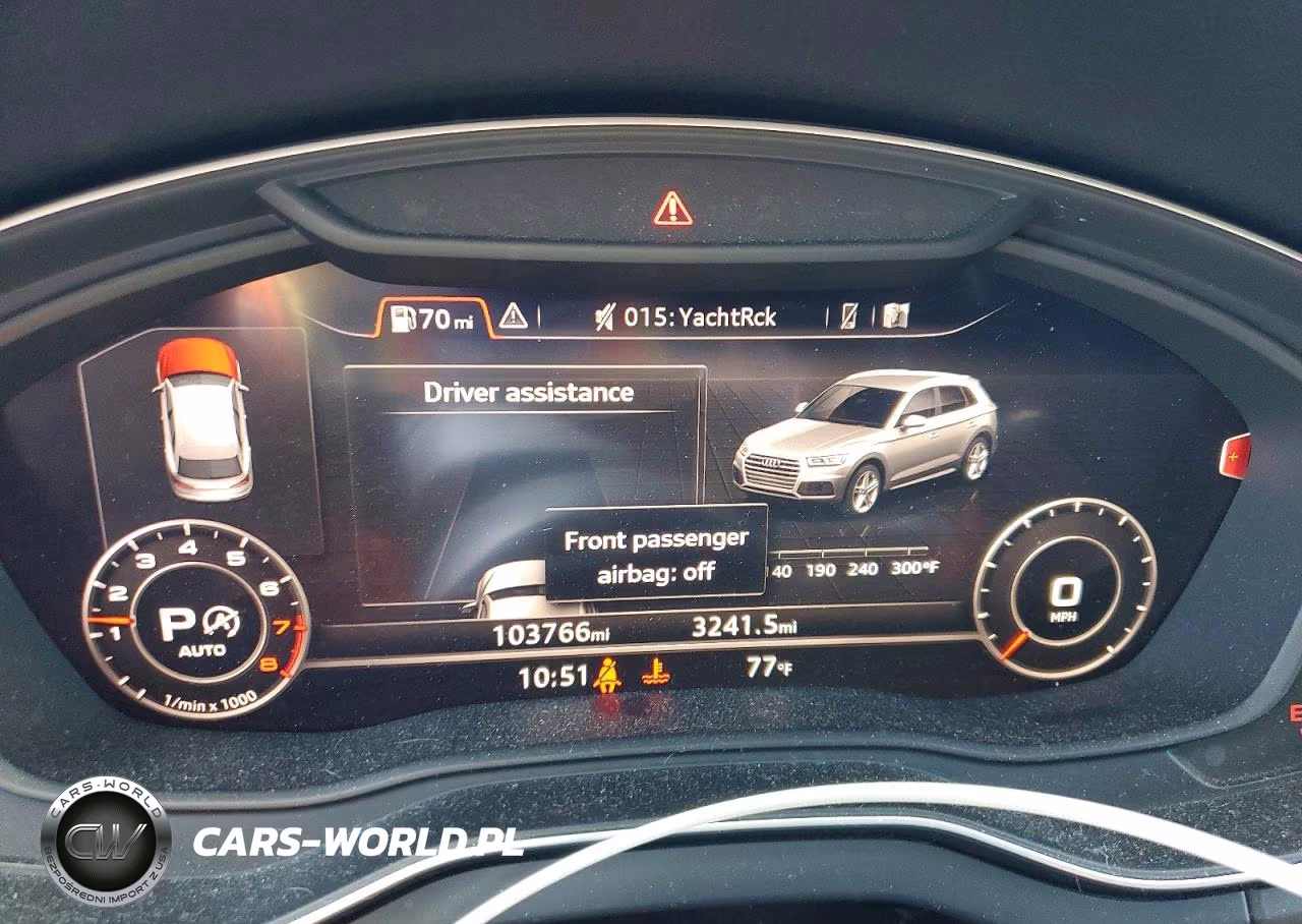 2018 Audi Q5 Premium Plus VIN:WA1BNAFY7J2094763 - 9