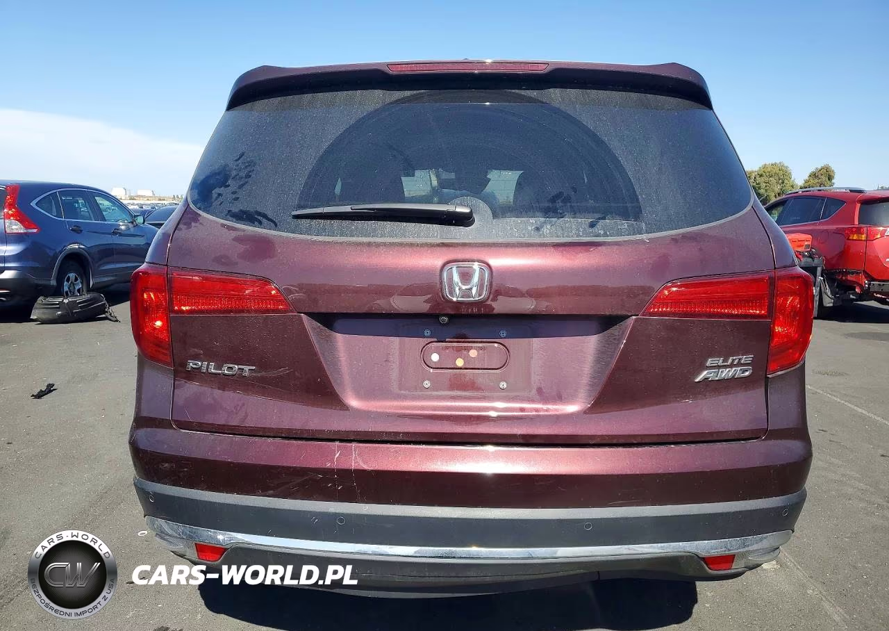 2017 Honda Pilot Elite VIN:5FNYF6H09HB065483 - 6