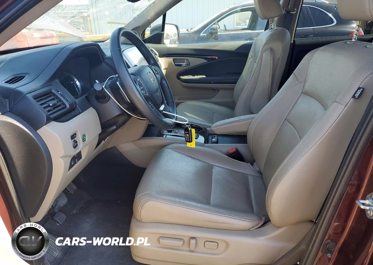 2017 Honda Pilot Elite VIN:5FNYF6H09HB065483 - 7