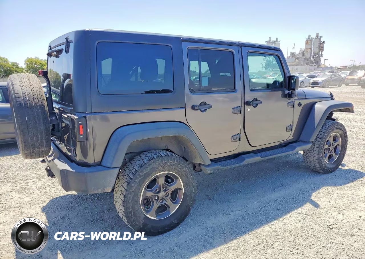 2017 Jeep Wrangler Unlimited Sport 4X4 VIN:1C4BJWDGXHL742948 - 3