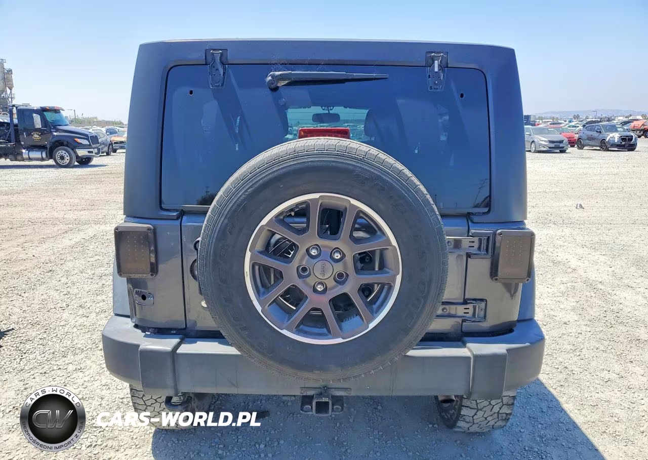 2017 Jeep Wrangler Unlimited Sport 4X4 VIN:1C4BJWDGXHL742948 - 6