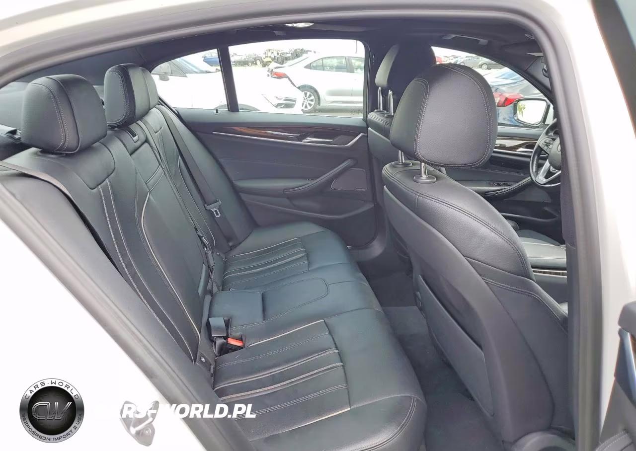 2020 BMW 530 Xi VIN:WBAJR7C02LCE53747 - 10