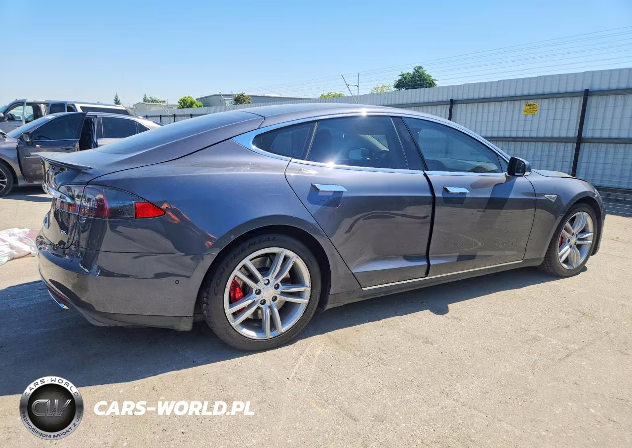 2014 Tesla Model S VIN:5YJSA1H12EFP60545 - 3