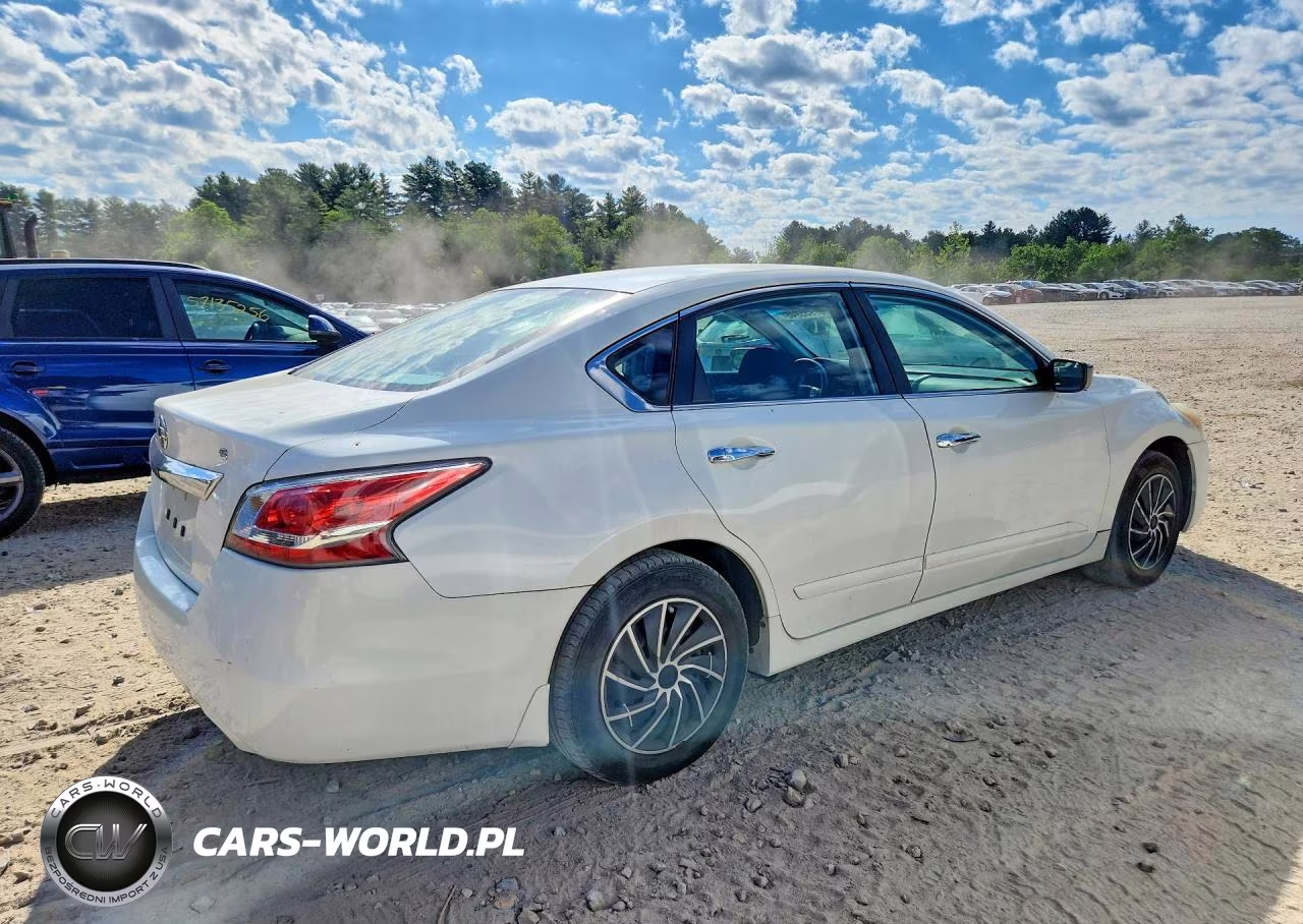 2015 Nissan Altima 2.5 VIN:1N4AL3AP7FN360991 - 3