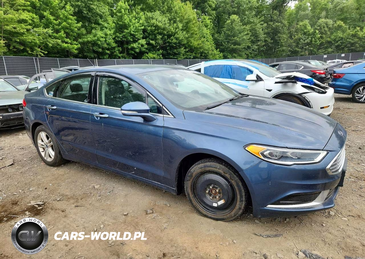 2018 Ford Fusion Se VIN:3FA6P0HD0JR189186 - 4