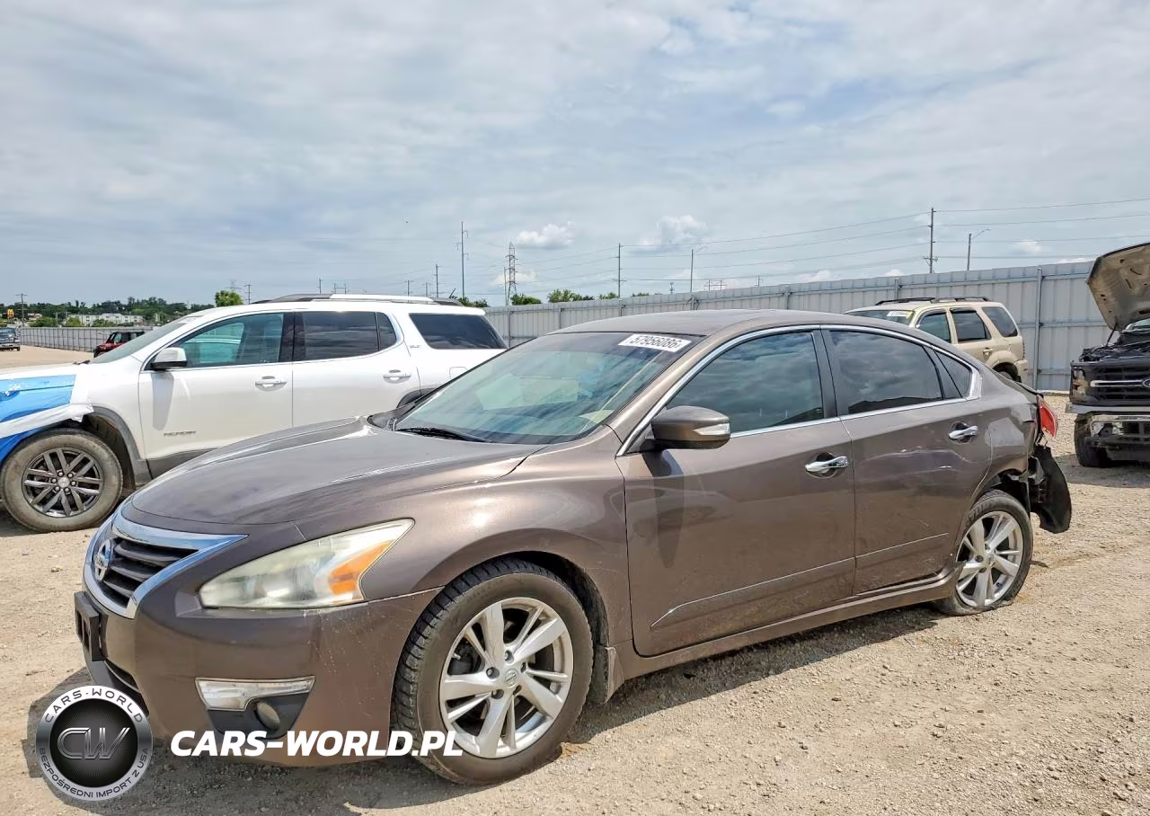 2014 Nissan Altima 2.5 Sv – zdjęcie 1 z 12