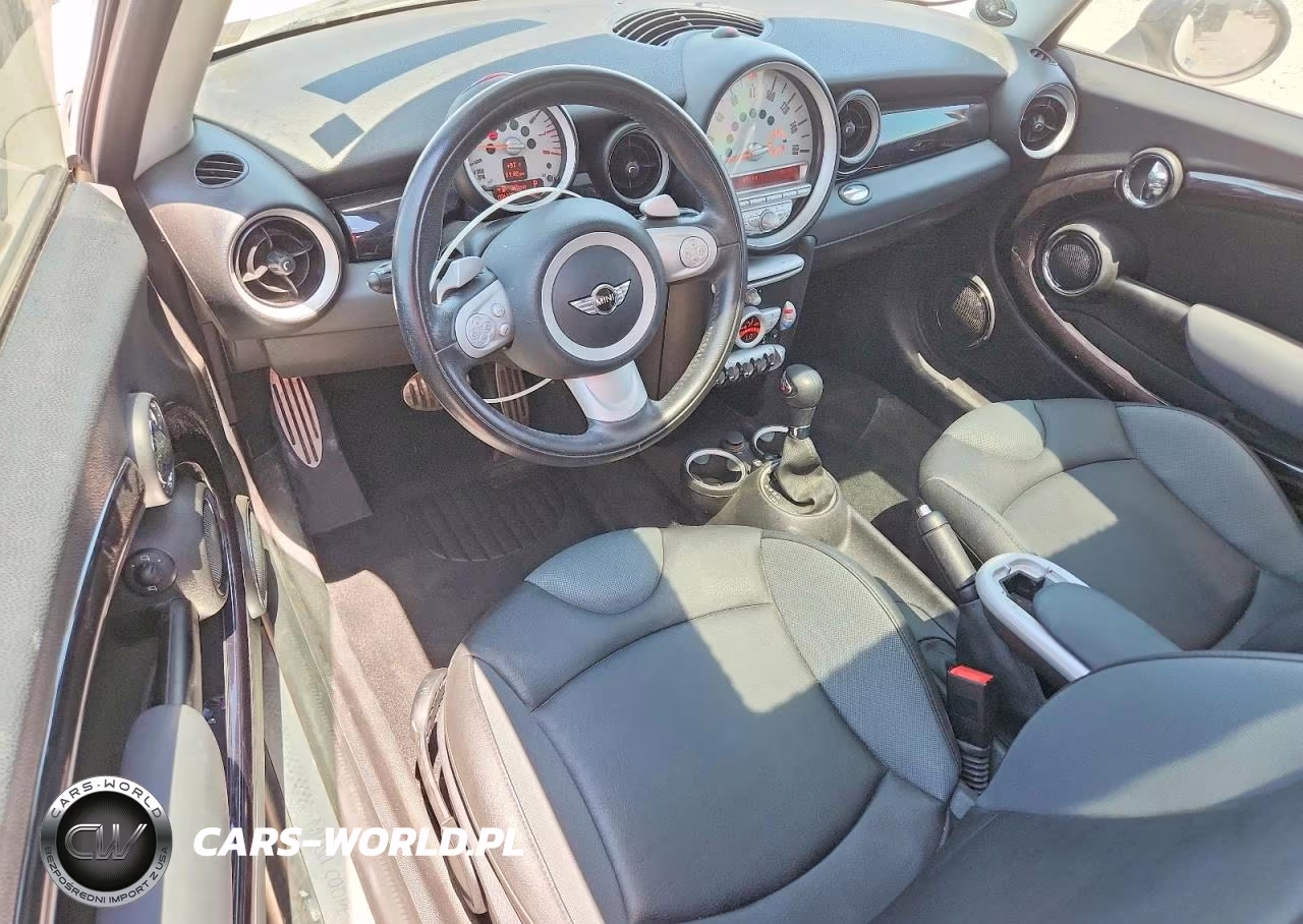 2010 Mini Cooper S VIN:WMWMF7C55ATZ71394 - 8