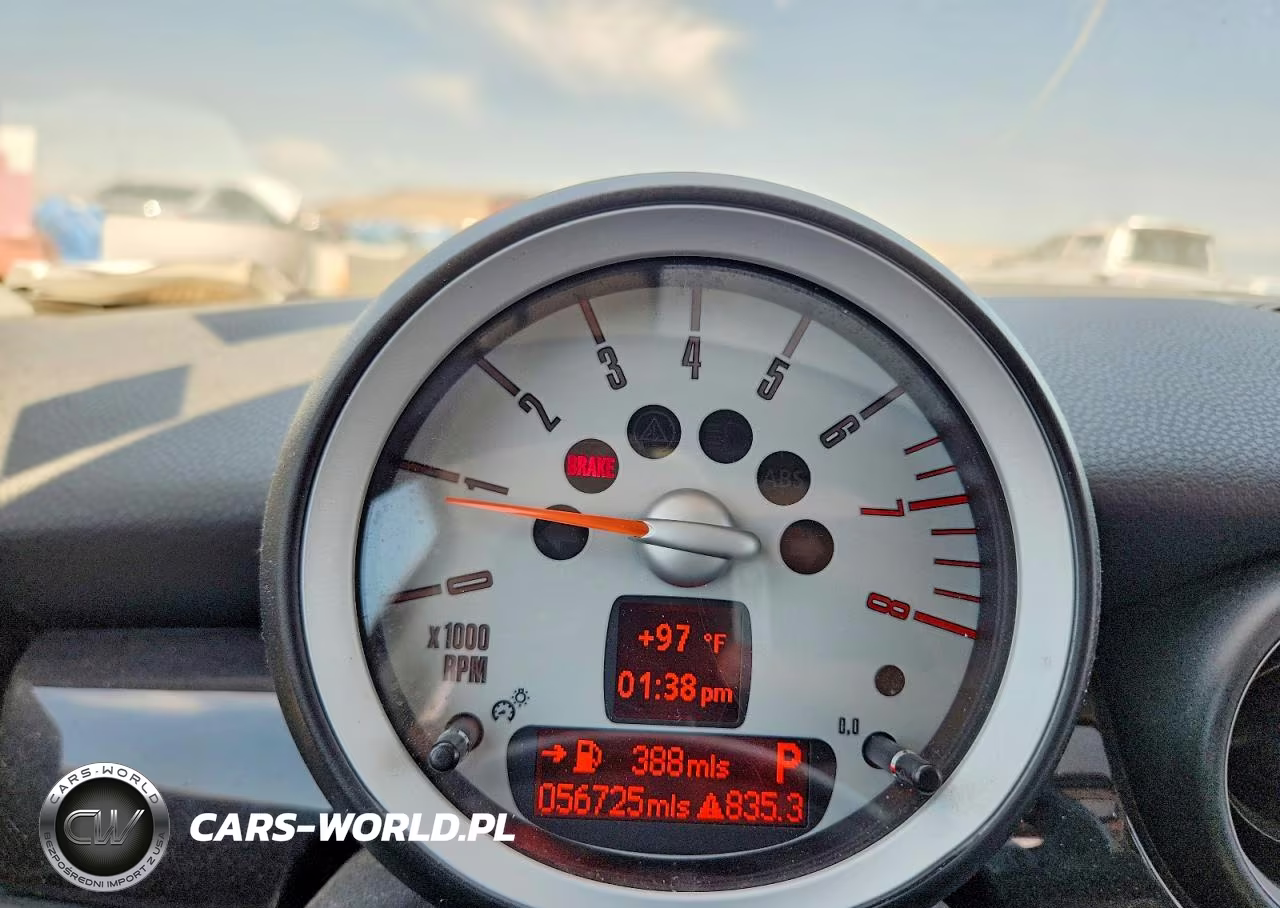 2010 Mini Cooper S VIN:WMWMF7C55ATZ71394 - 9
