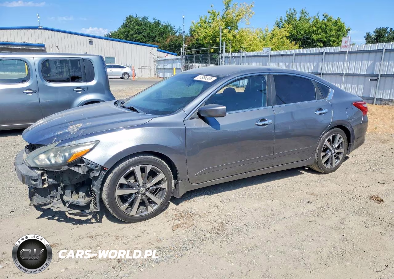 2016 Nissan Altima 2.5 Sr – zdjęcie 1 z 13