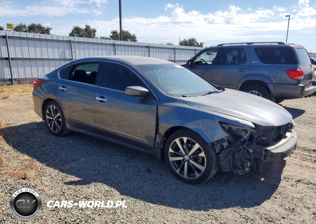 2016 Nissan Altima 2.5 Sr VIN:1N4AL3AP4GC208003 - 4