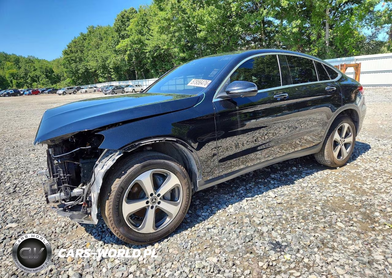 2023 Mercedes-Benz Glc Coupe 300 4Matic – zdjęcie 1 z 13