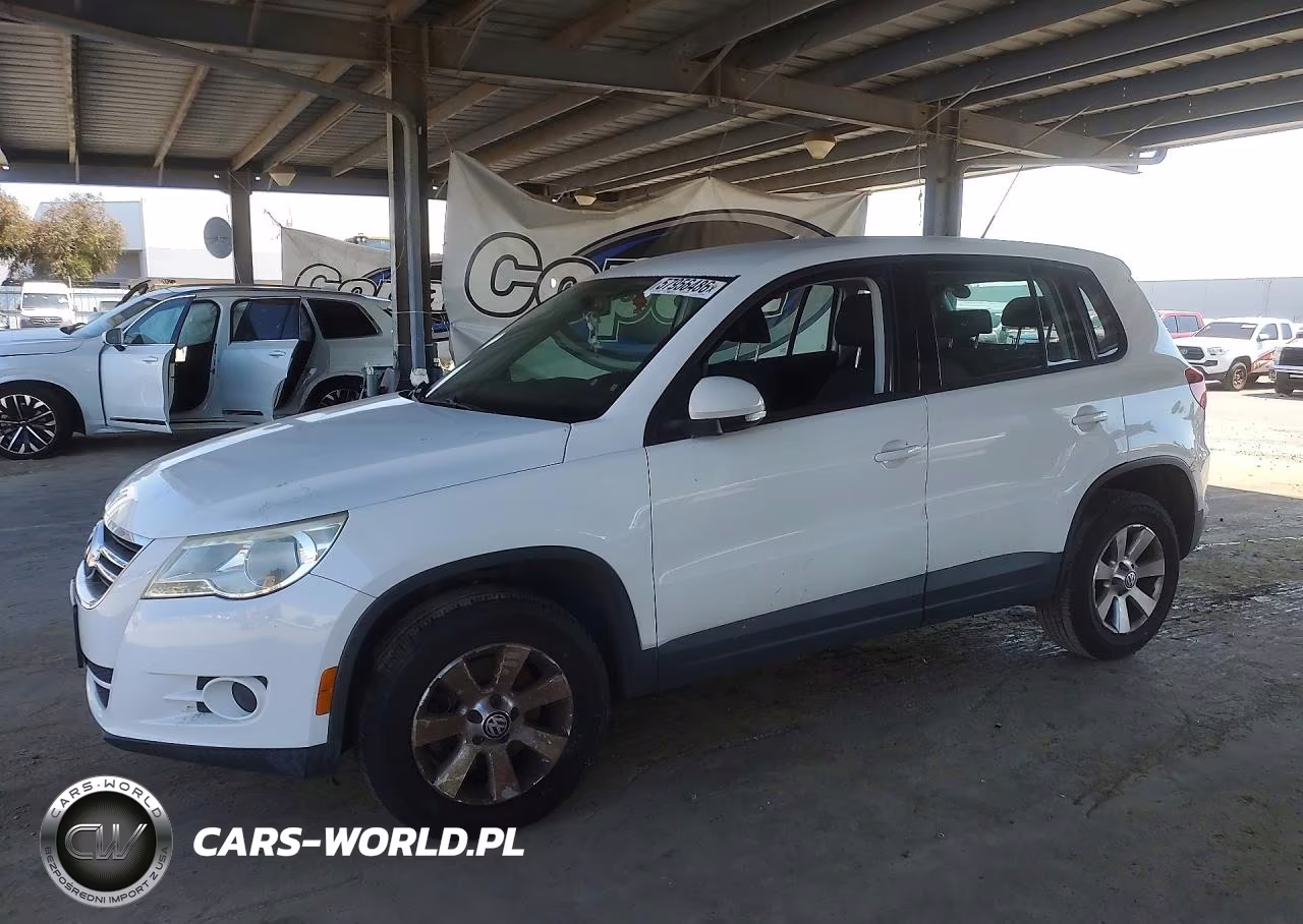2010 Volkswagen Tiguan VIN:WVGAV7AX9AW001295 - 1