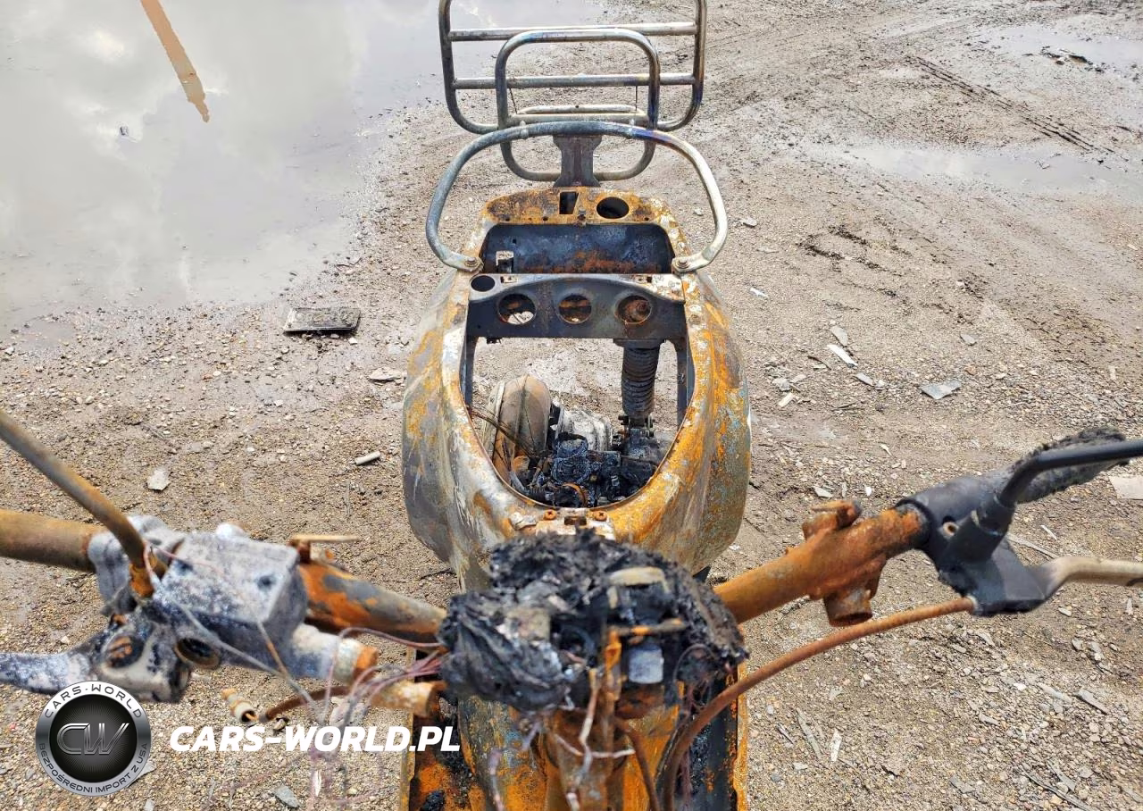 2007 Vespa Lx 150 VIN:ZAPM448F175008979 - 5