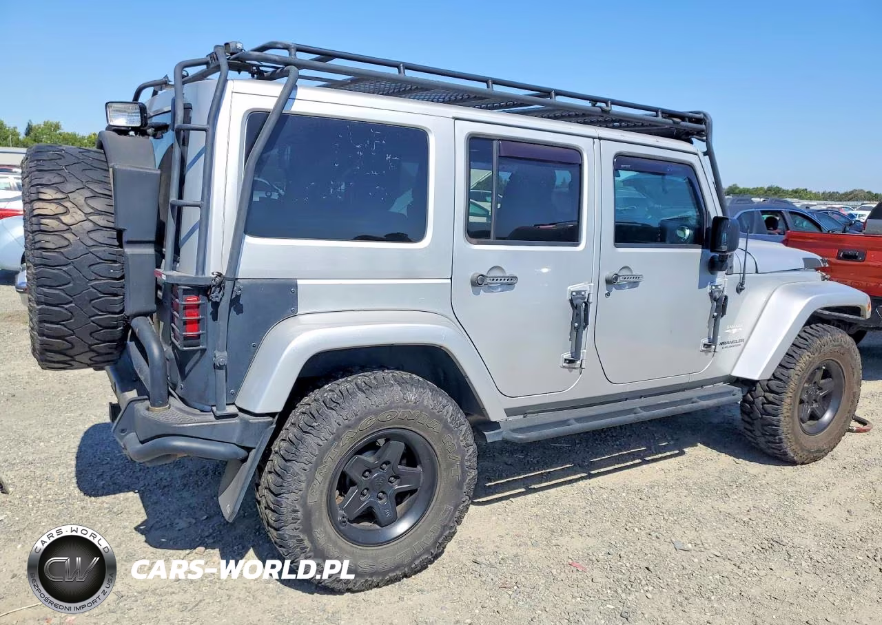 2011 Jeep Wrangler Unlimited Sahara VIN:1J4BA5H14BL547087 - 3