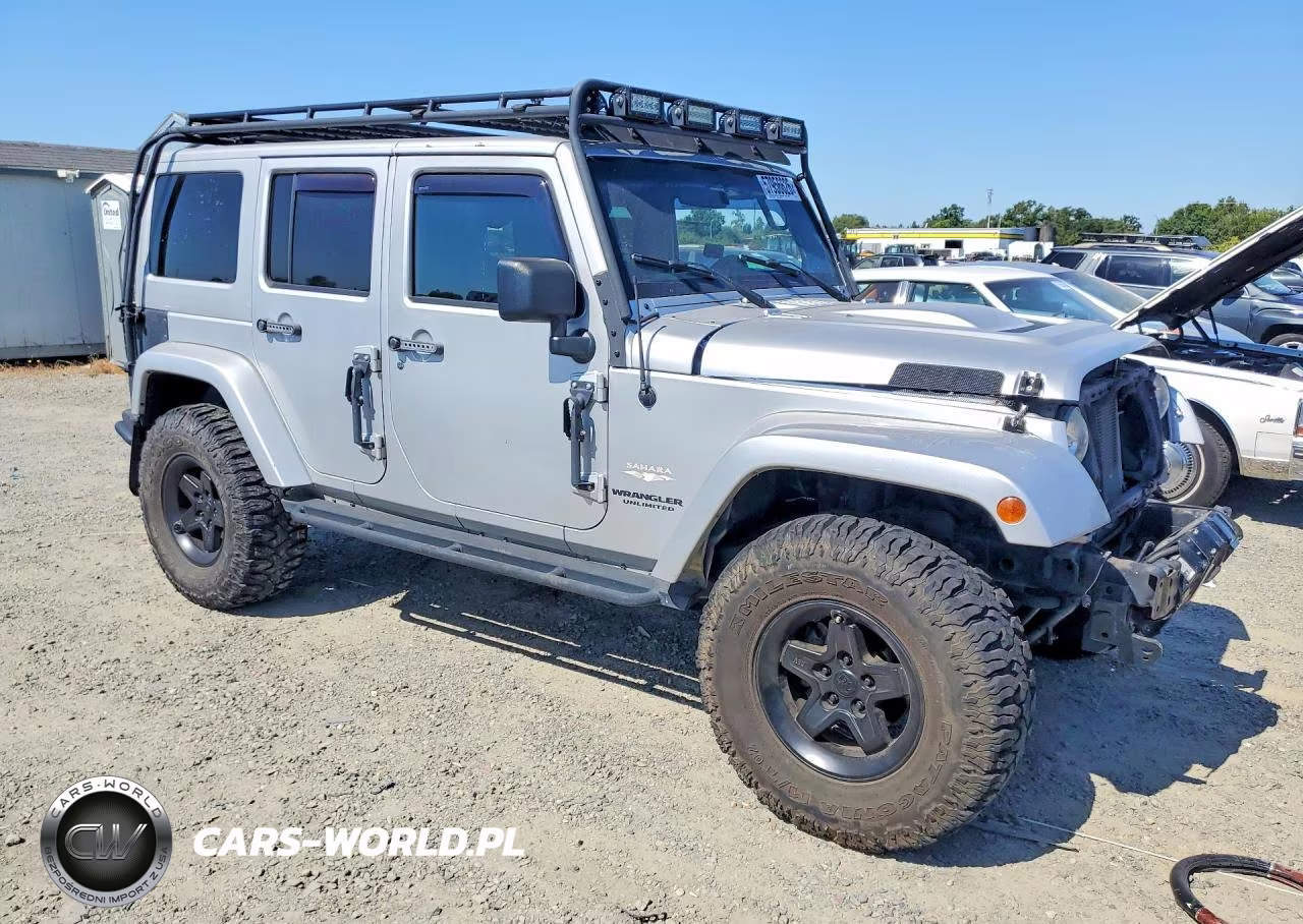 2011 Jeep Wrangler Unlimited Sahara VIN:1J4BA5H14BL547087 - 4