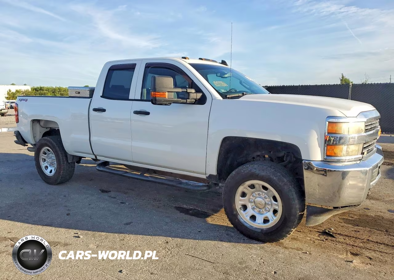 2015 Chevrolet Silverado K2500 Heavy Duty VIN:1GC2KUEG3FZ546196 - 4