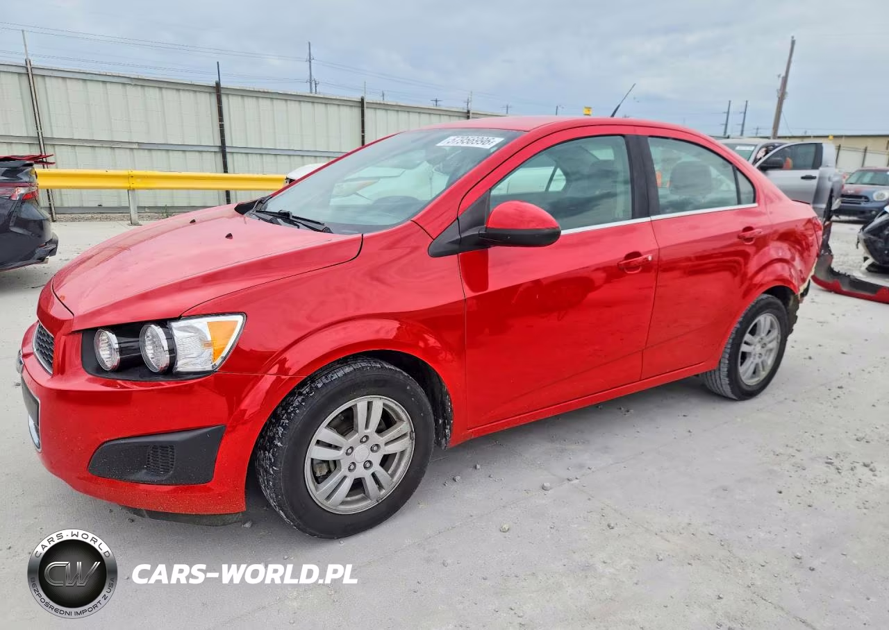2014 Chevrolet Sonic Lt – zdjęcie 1 z 13