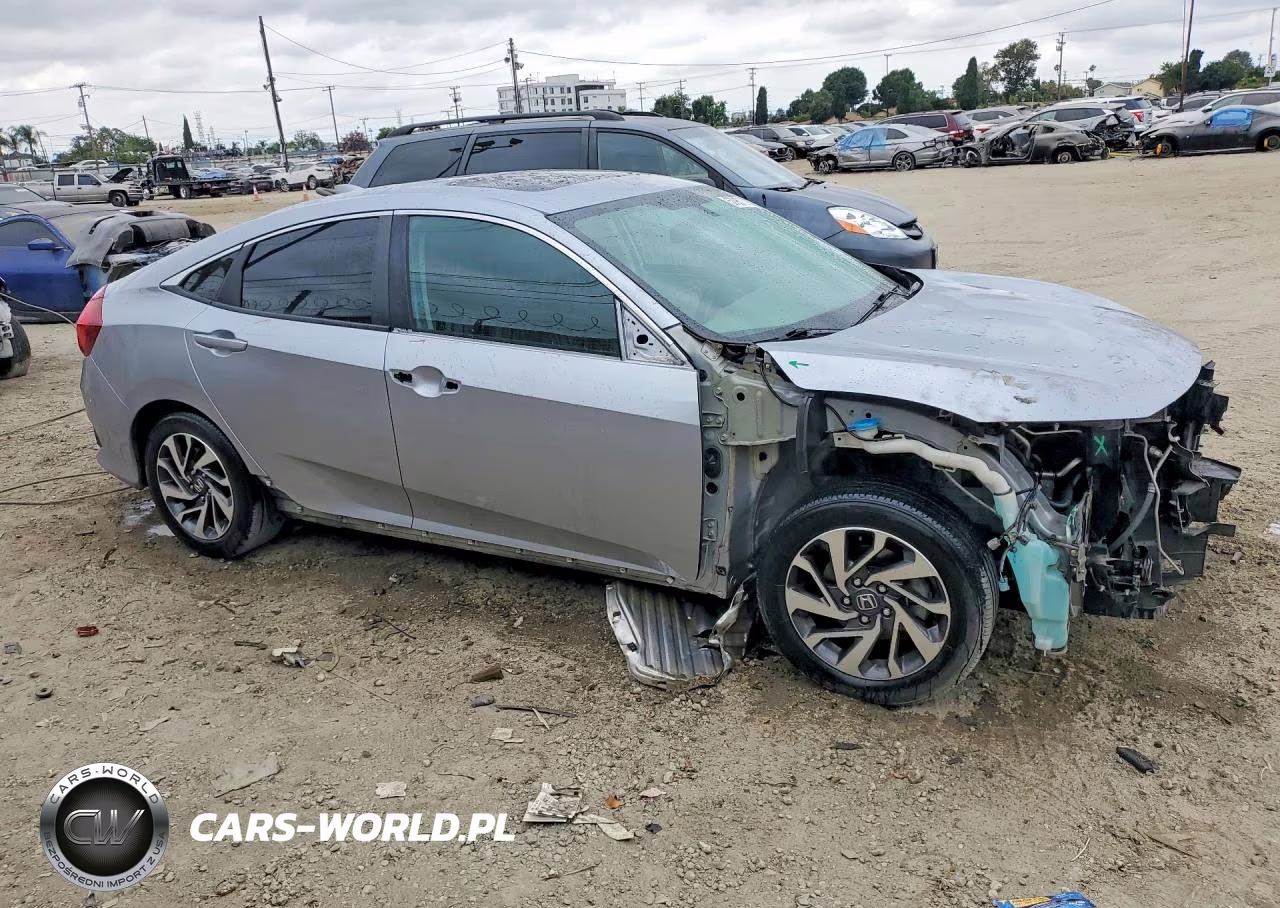 2018 Honda Civic Ex VIN:2HGFC2F7XJH577893 - 4