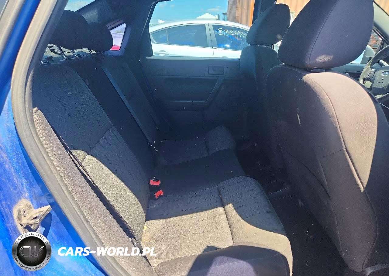 2011 Ford Focus Se VIN:1FAHP3FN2BW175701 - 10