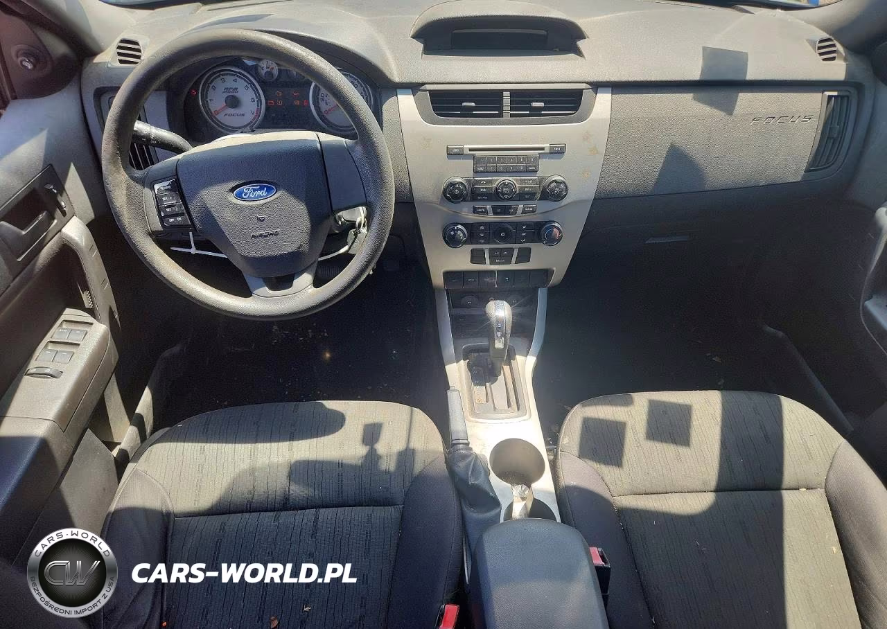 2011 Ford Focus Se VIN:1FAHP3FN2BW175701 - 8