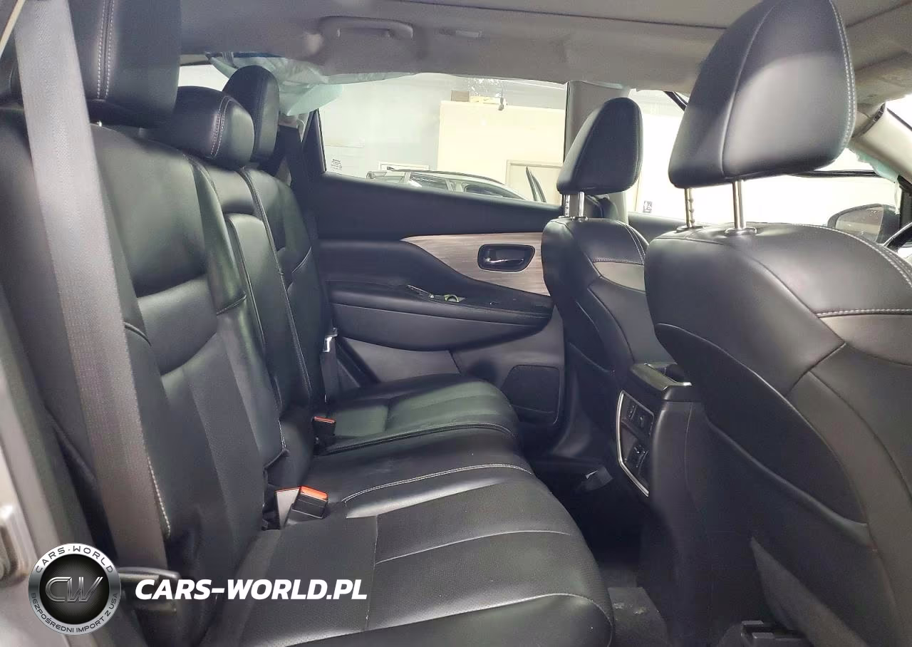 2018 Nissan Murano Platinum VIN:5N1AZ2MH0JN106485 - 11
