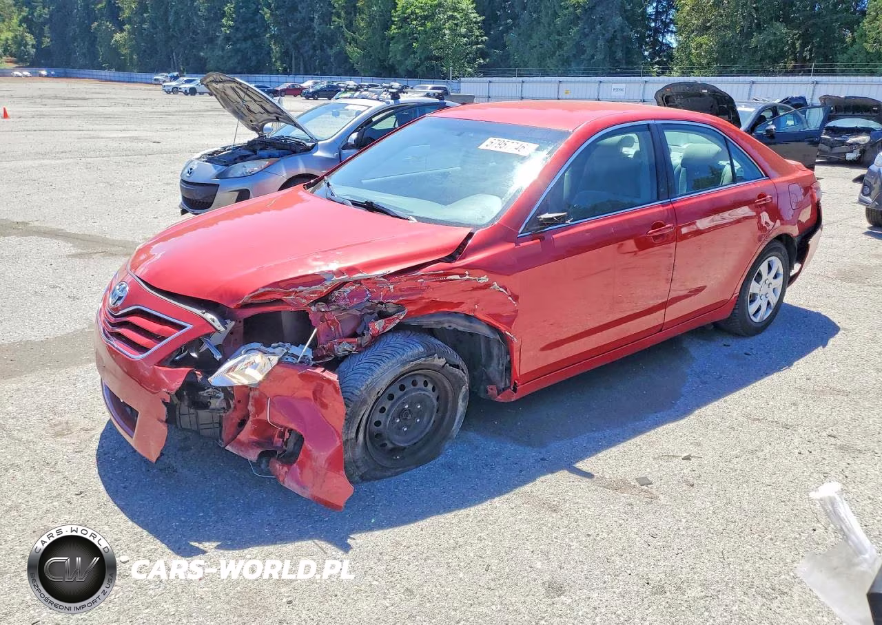 2011 Toyota Camry Le – zdjęcie 1 z 12