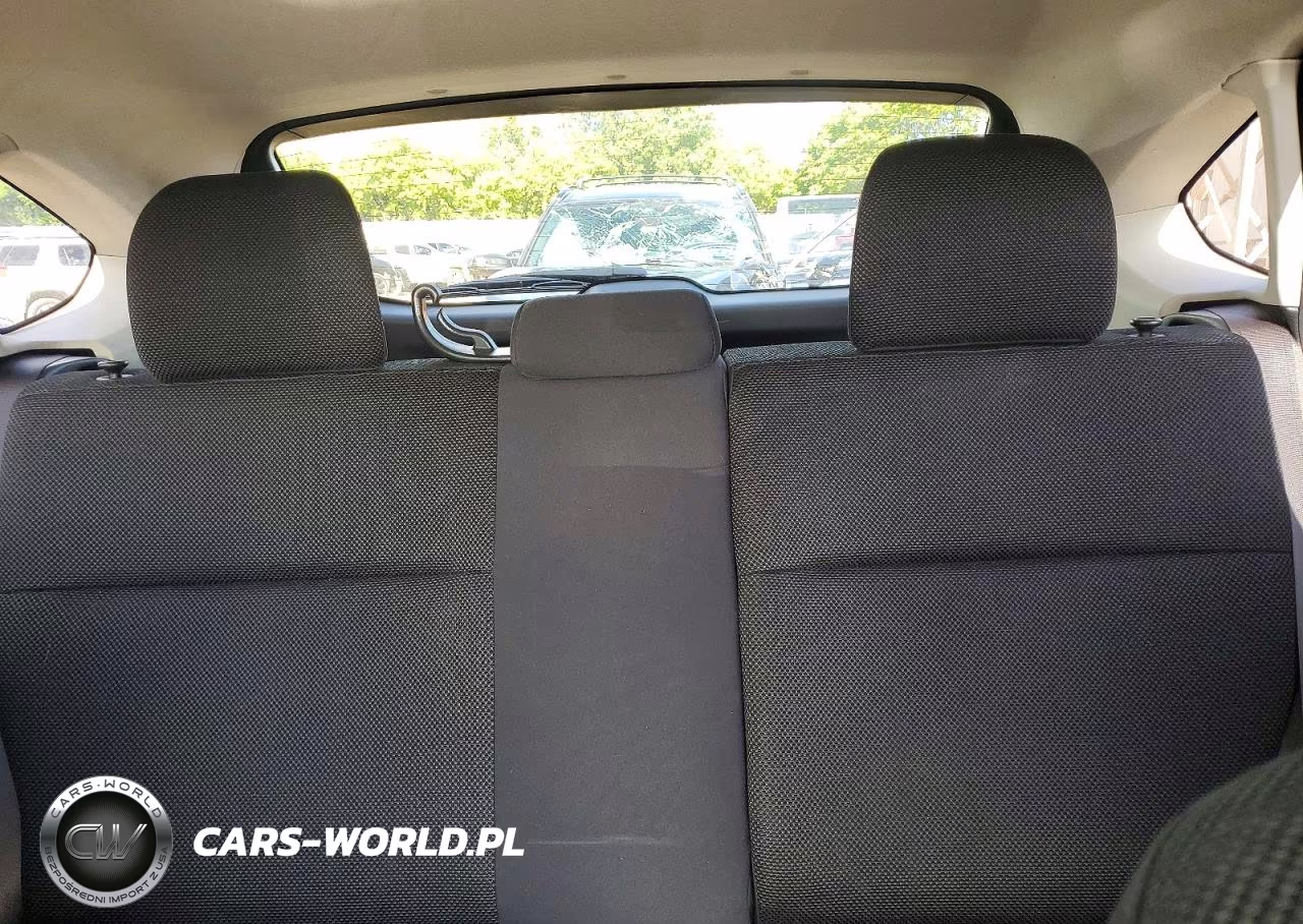 2016 Subaru Crosstrek Premium VIN:JF2GPADC0G8309548 - 10