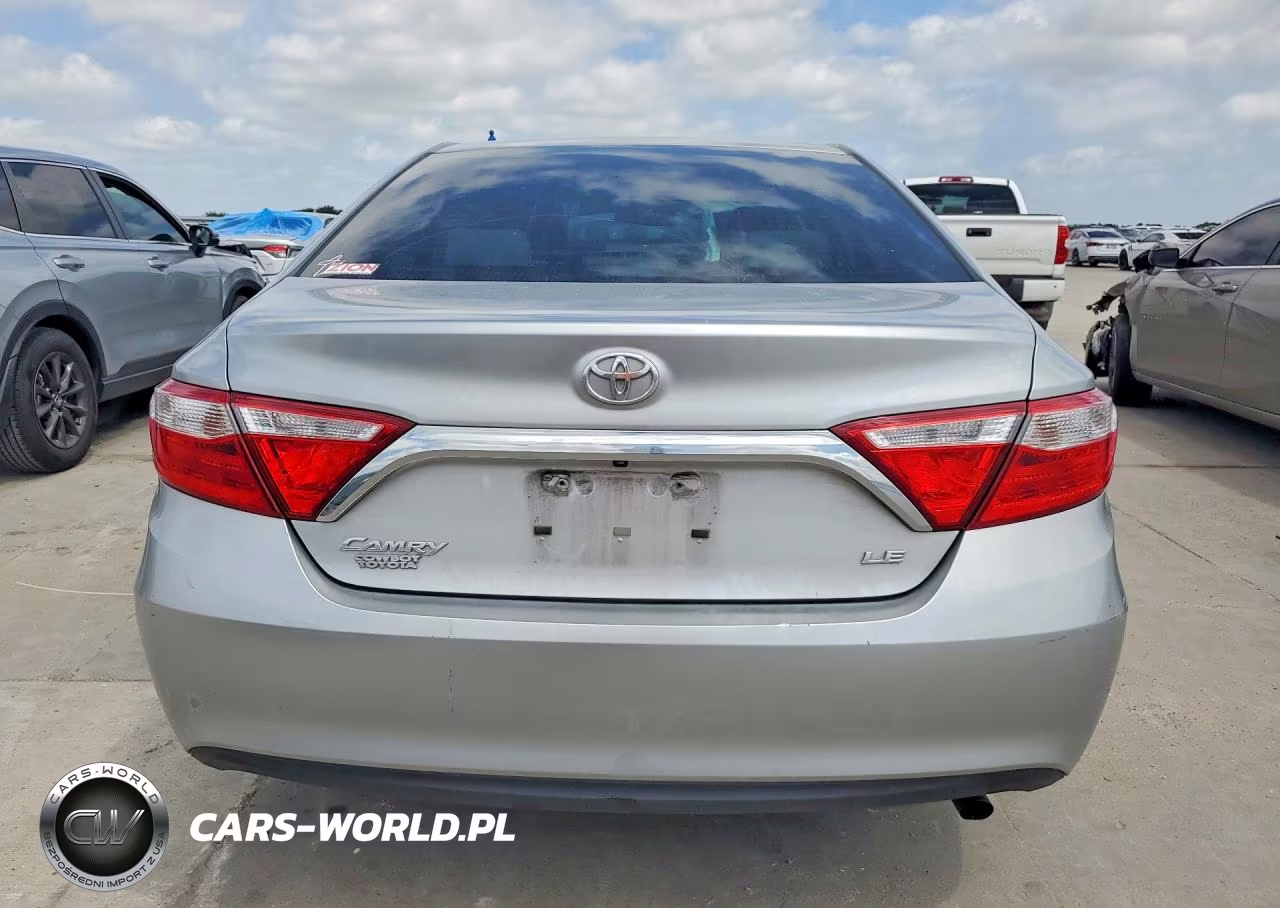 2015 Toyota Camry Le VIN:4T4BF1FK2FR477411 - 6
