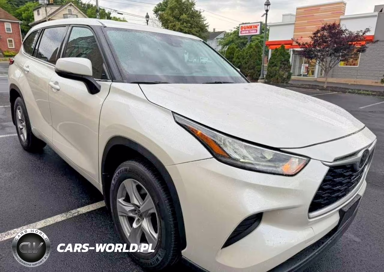2020 Toyota Highlander L VIN:5TDCZRBHXLS045636 - 4