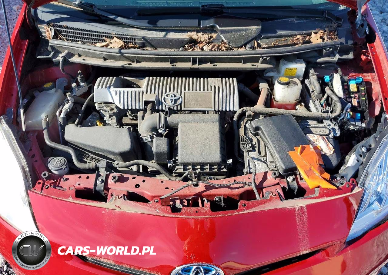 2013 Toyota Prius Two VIN:JTDKN3DU5D5667163 - 11