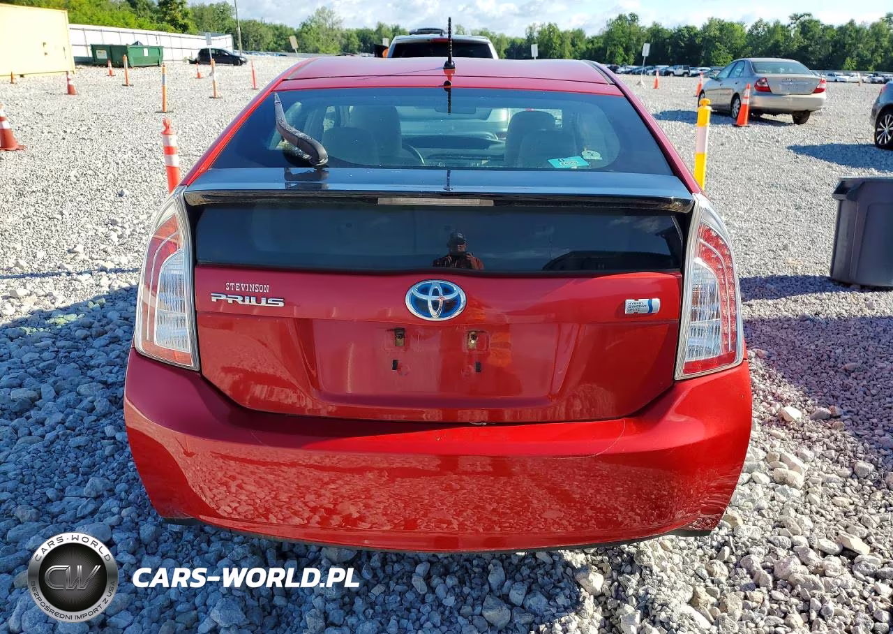 2013 Toyota Prius Two VIN:JTDKN3DU5D5667163 - 6