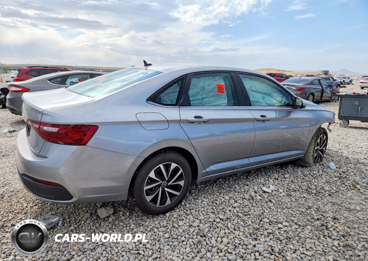 2024 Volkswagen Jetta S VIN:3VW5M7BU3RM004005 - 3