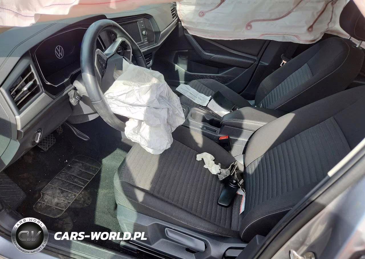 2024 Volkswagen Jetta S VIN:3VW5M7BU3RM004005 - 7