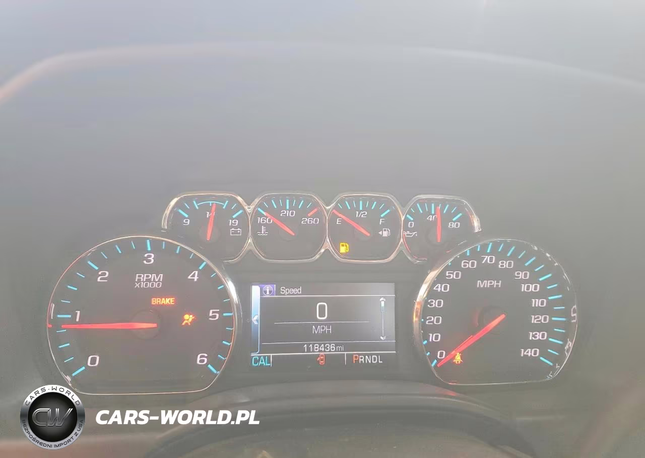2018 Chevrolet Silverado C1500 Lt VIN:1GCRCREH9JZ327477 - 9