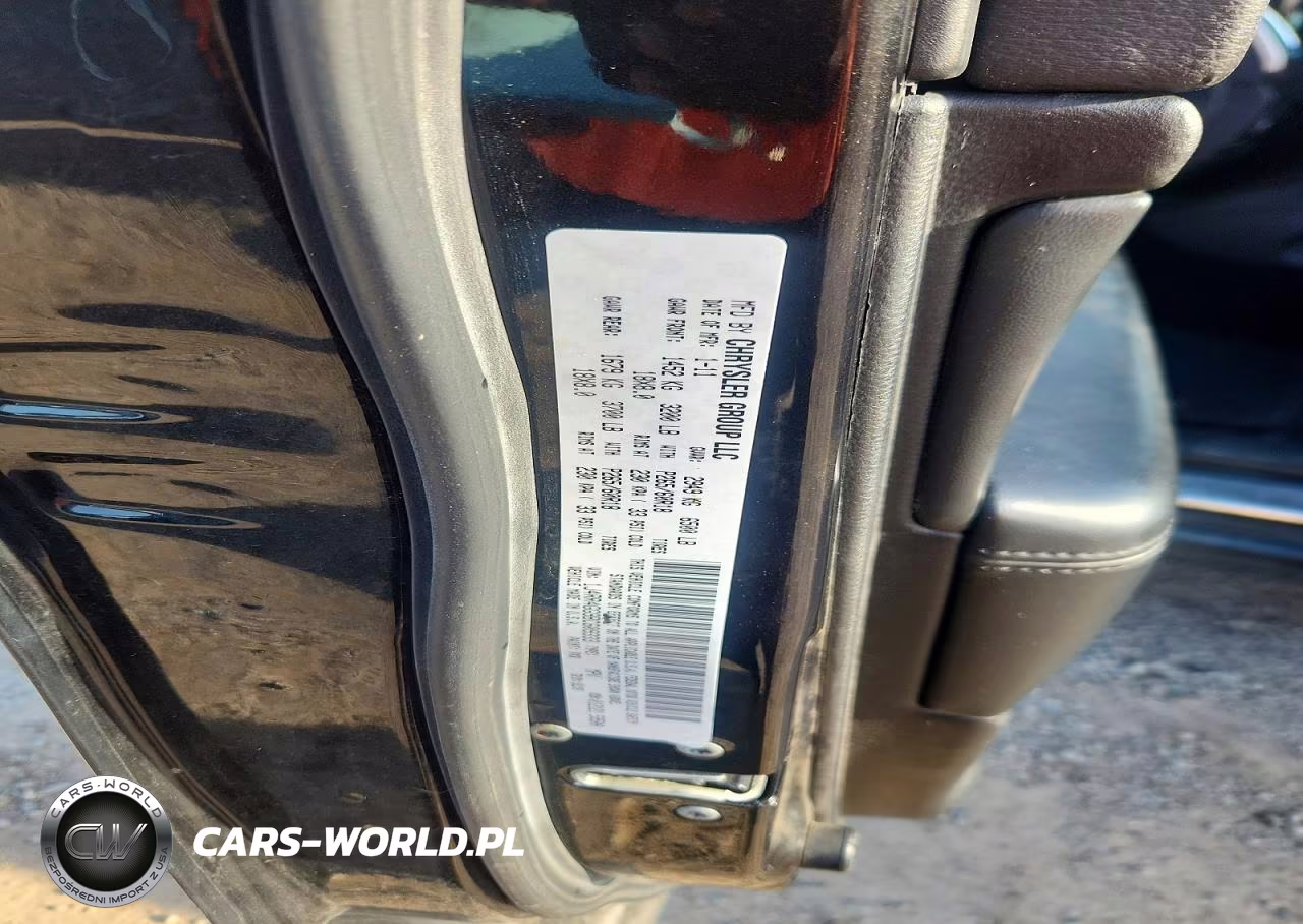2011 Jeep Grand Cherokee Laredo VIN:1J4RR4GG9BC609333 - 13
