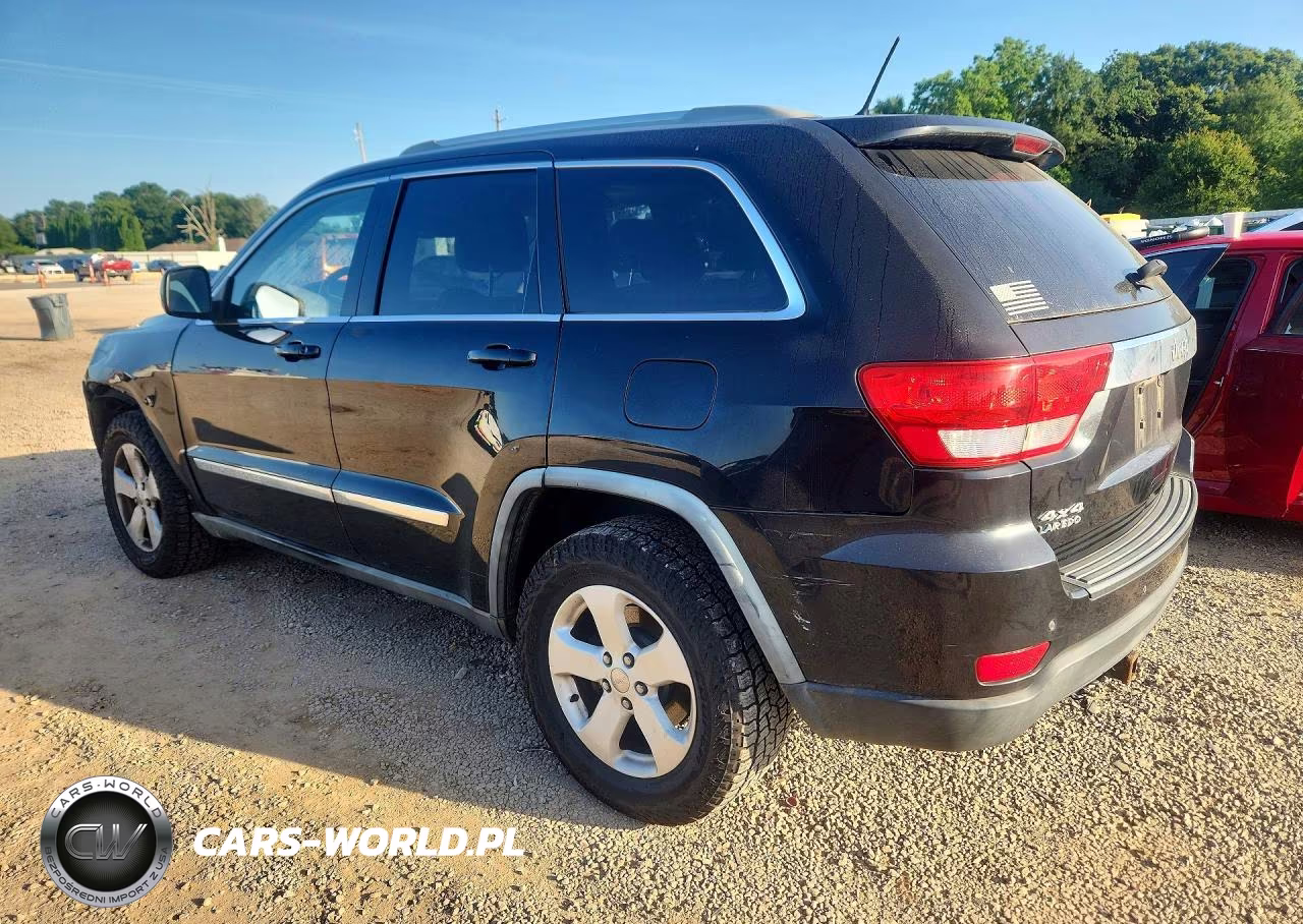 2011 Jeep Grand Cherokee Laredo VIN:1J4RR4GG9BC609333 - 2