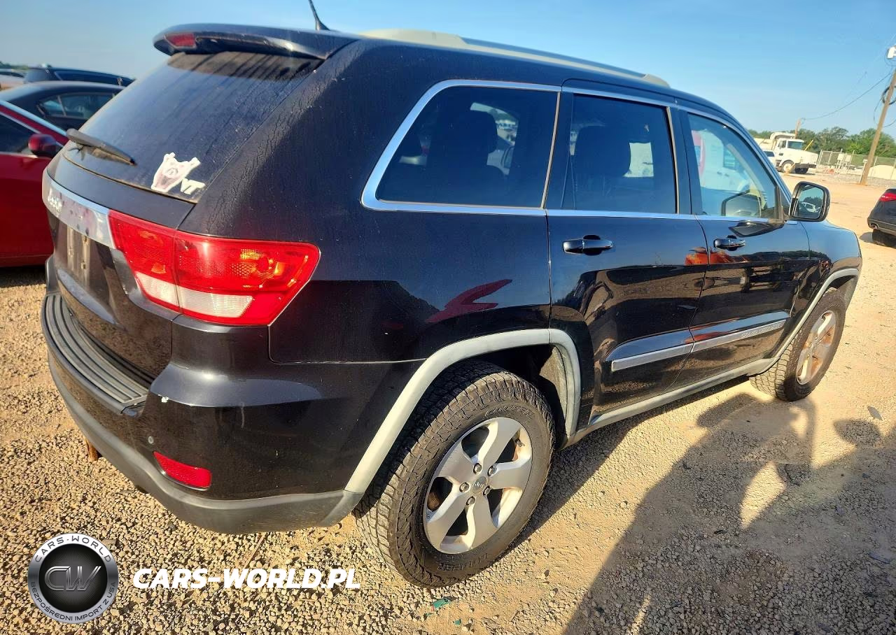 2011 Jeep Grand Cherokee Laredo VIN:1J4RR4GG9BC609333 - 3