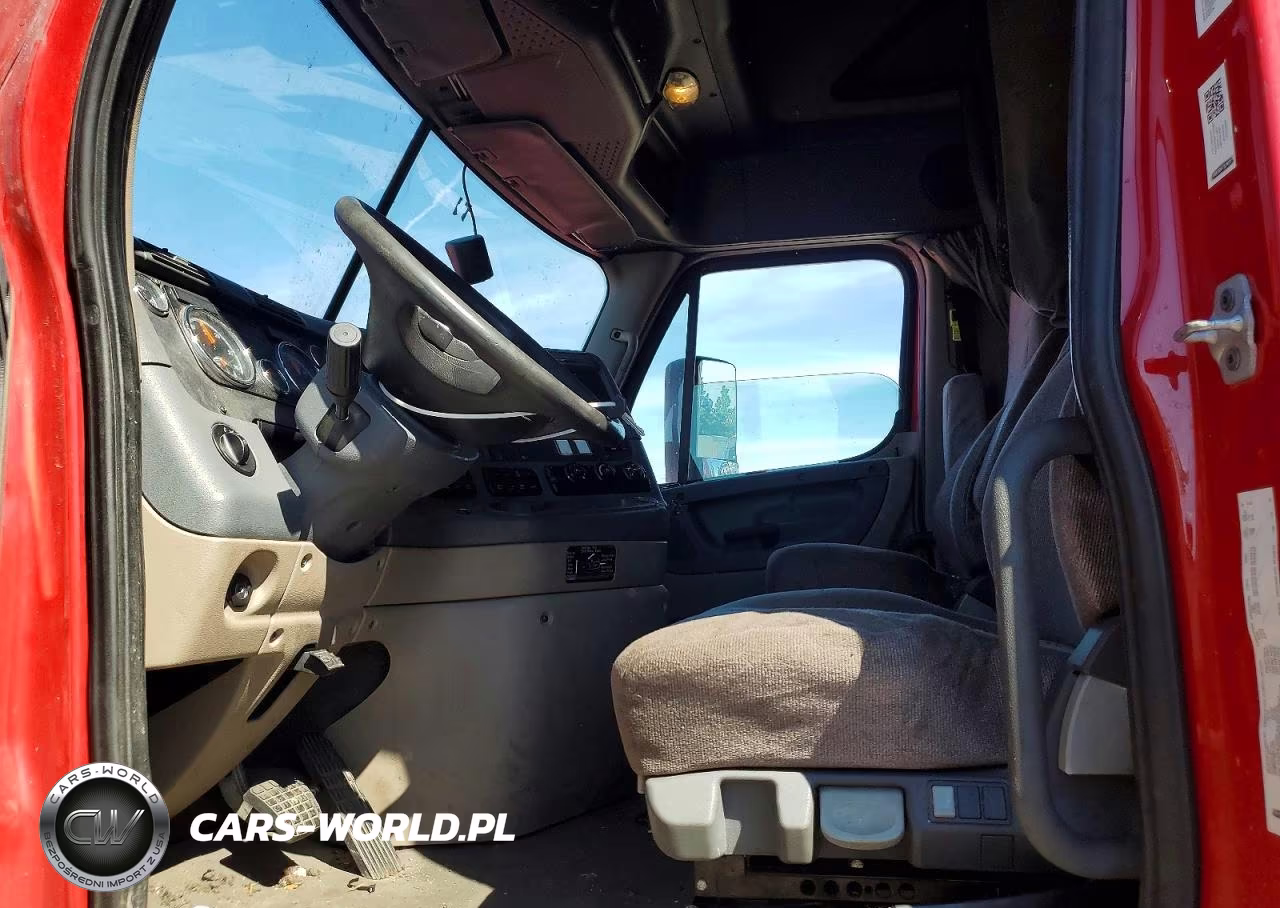 2017 Freightliner Cascadia 125" Sleeper Cab Semi Truck VIN:3AKJGLDR0HSGP6386 - 5
