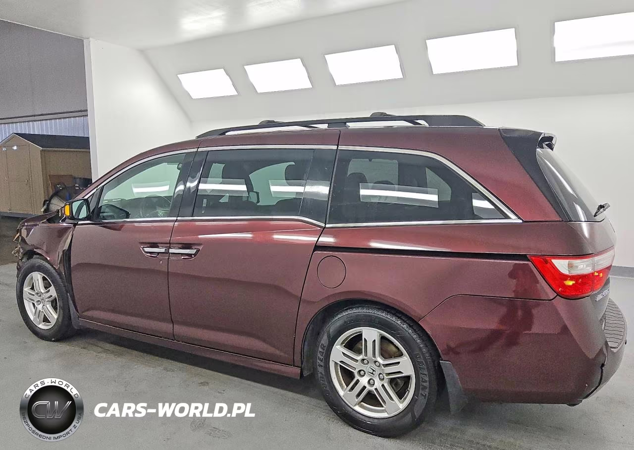 2012 Honda Odyssey Touring VIN:5FNRL5H92CB030511 - 2