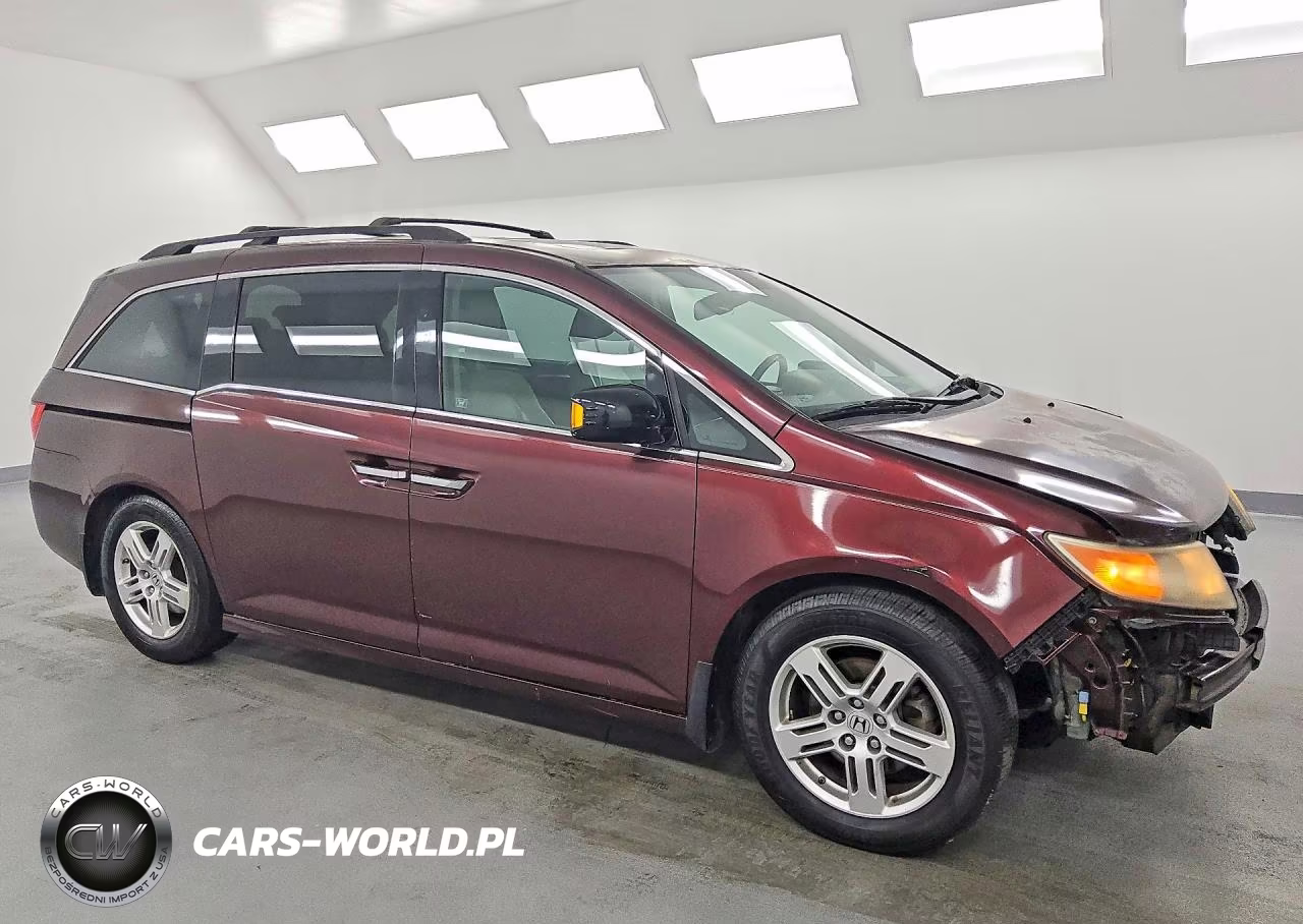 2012 Honda Odyssey Touring VIN:5FNRL5H92CB030511 - 4