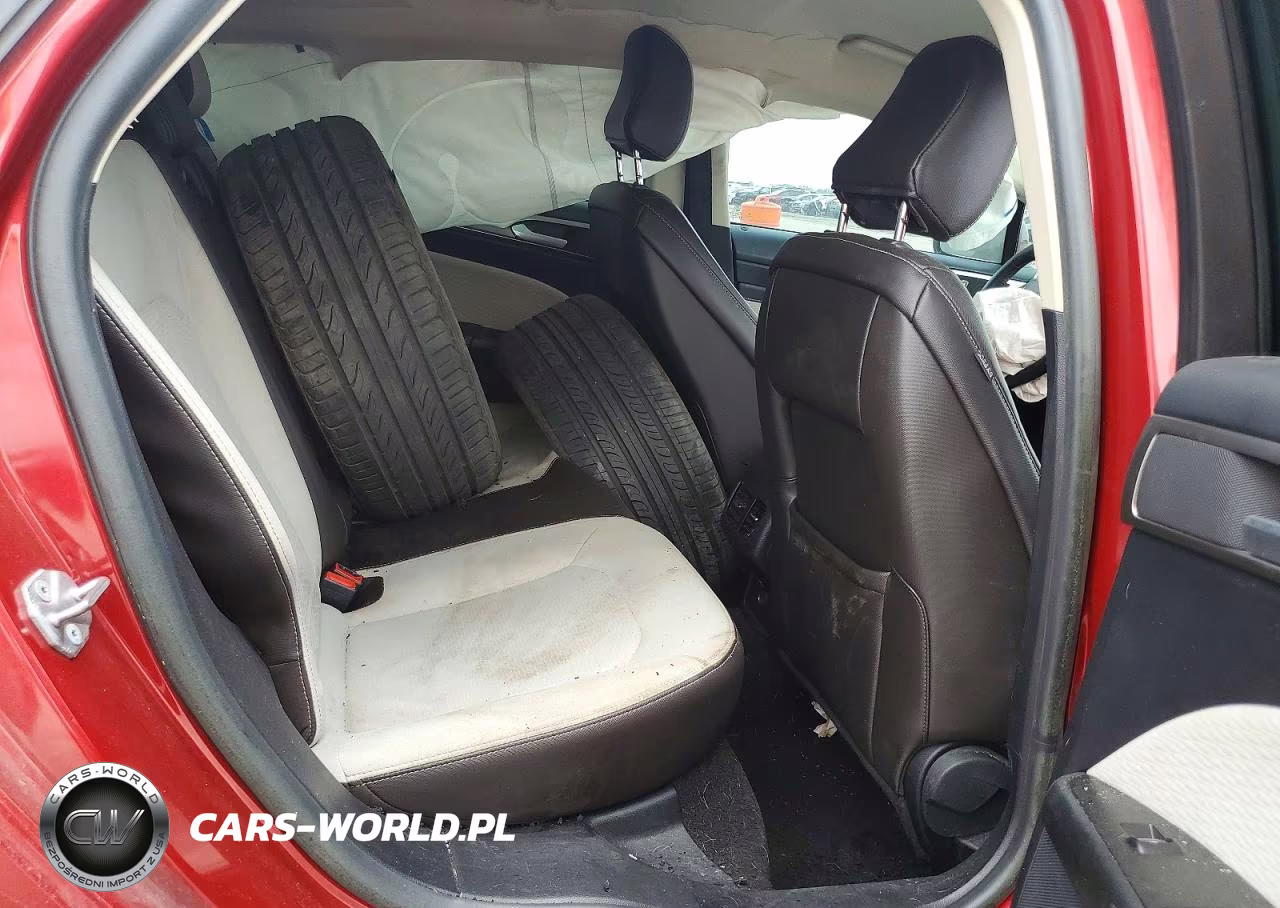 2020 Ford Fusion Se VIN:3FA6P0HD0LR111185 - 10
