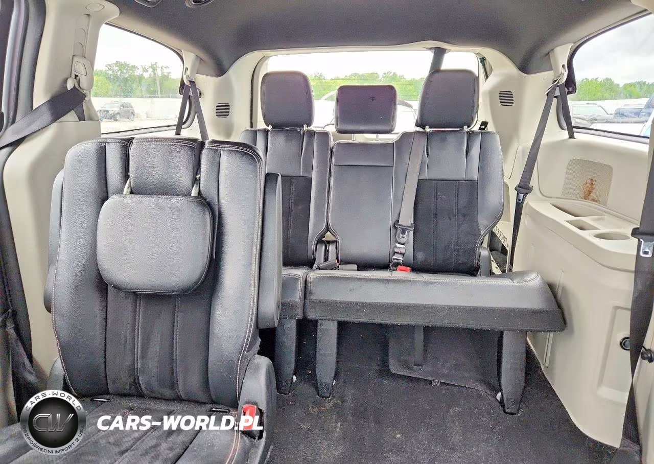 2018 Dodge Grand Caravan Sxt VIN:2C4RDGCG8JR266449 - 10