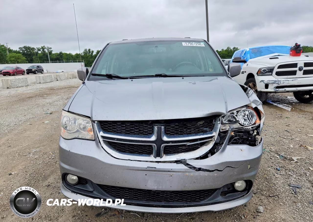 2018 Dodge Grand Caravan Sxt VIN:2C4RDGCG8JR266449 - 5