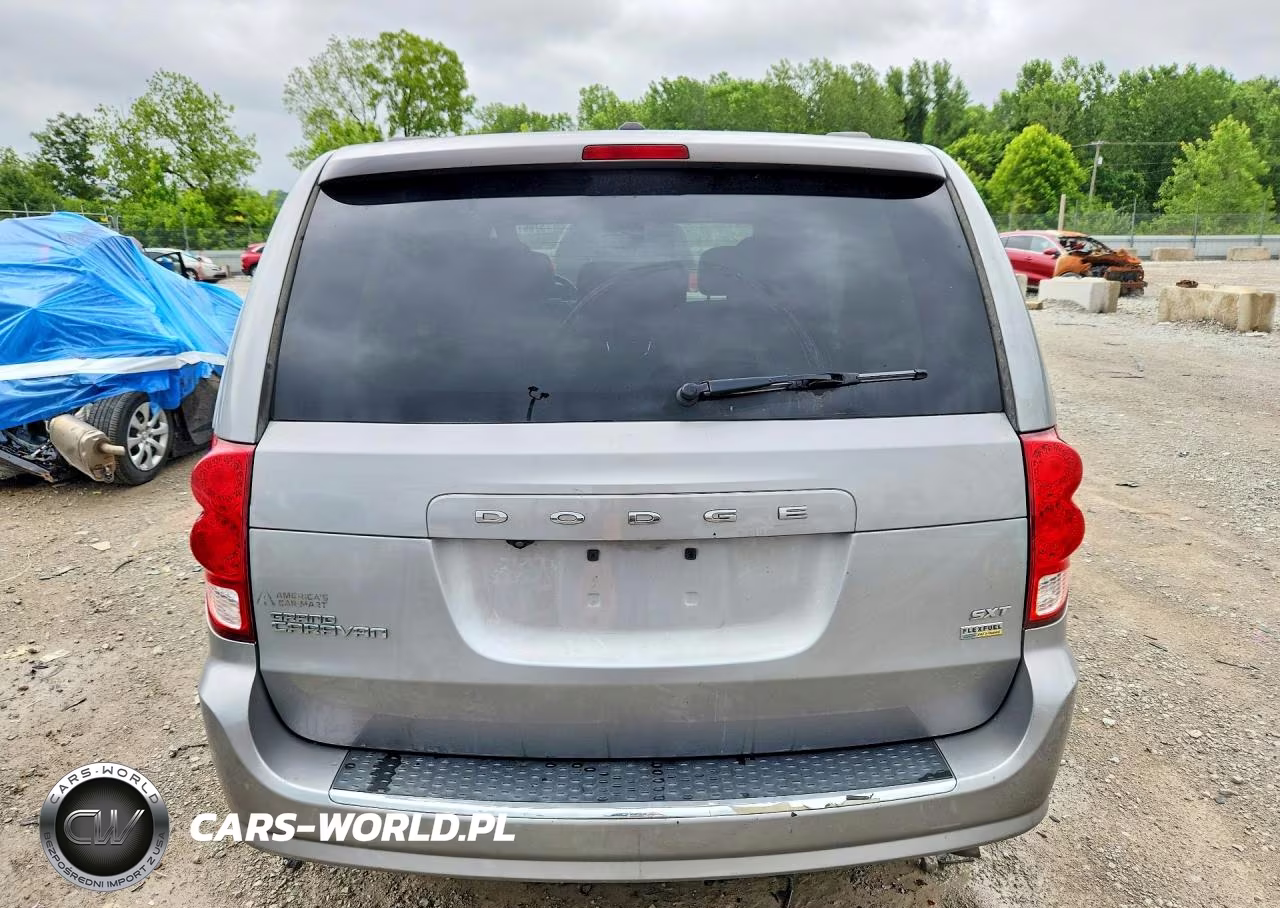 2018 Dodge Grand Caravan Sxt VIN:2C4RDGCG8JR266449 - 6